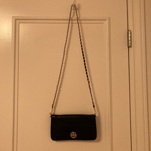 Tory Burch patent leather gold chain clutch or shoulder bag - Picture 4 of 16